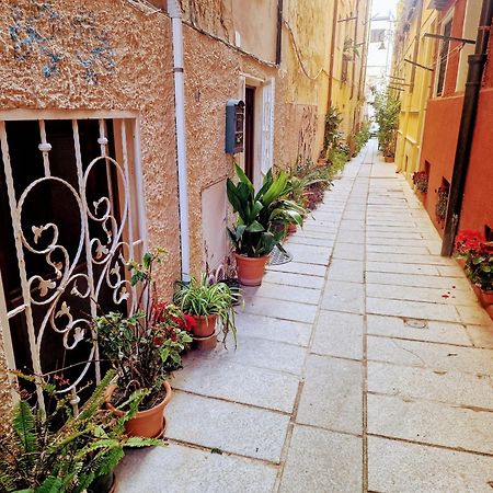 Casa Vacanza Castello Κάλιαρι Εξωτερικό φωτογραφία