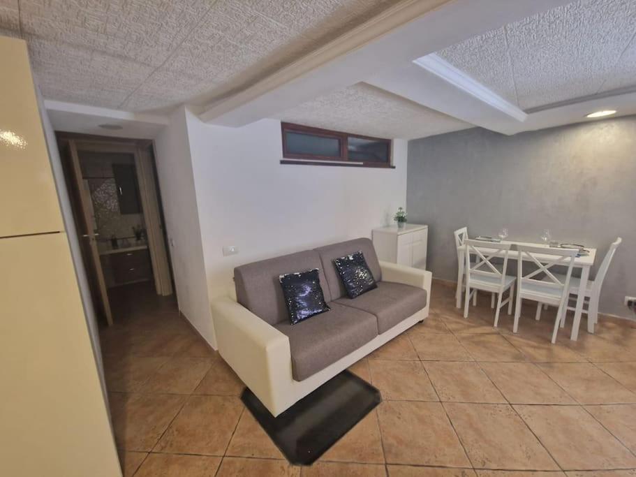 Casa Vacanza Castello Κάλιαρι Εξωτερικό φωτογραφία