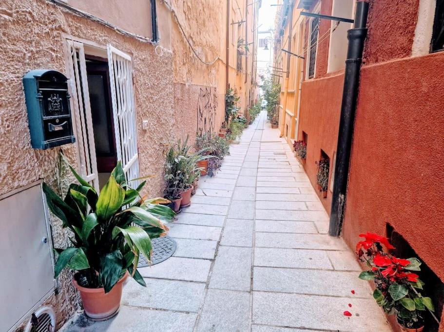 Casa Vacanza Castello Κάλιαρι Εξωτερικό φωτογραφία